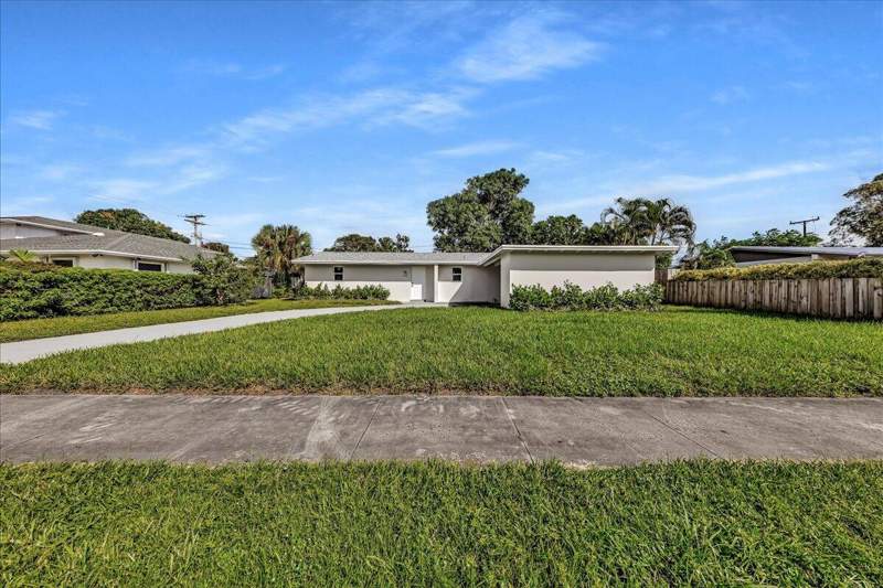 3 bedroom Single Family Residence at 1463 8th Street, Roosevelt Estates, West Palm Beach — photo 5