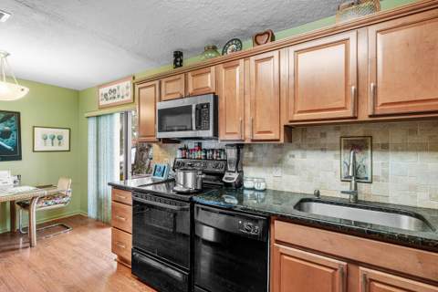 22 Stratford Drive #22A, Boynton Beach FL - photo 6 of 37