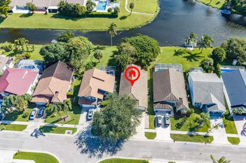 740 Lake Wellington Drive, Wellington FL - photo 20 of 48