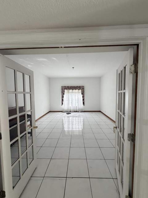 8781 N Bates Road, Palm Beach Gardens FL - photo 16 of 27