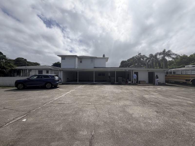 7 bedroom Single Family Residence at 8781 N Bates Road, Square Lake, Palm Beach Gardens — photo 3