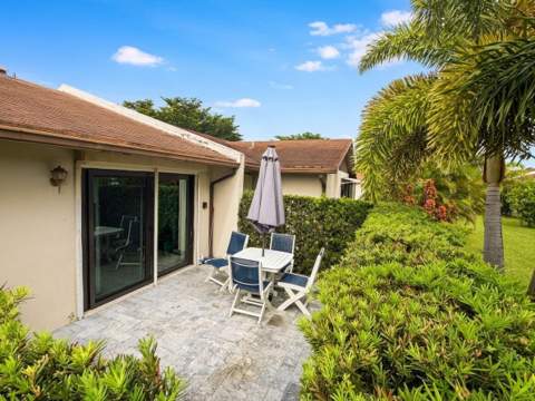 5102 Forsythia Street, Delray Beach FL - photo 7 of 8