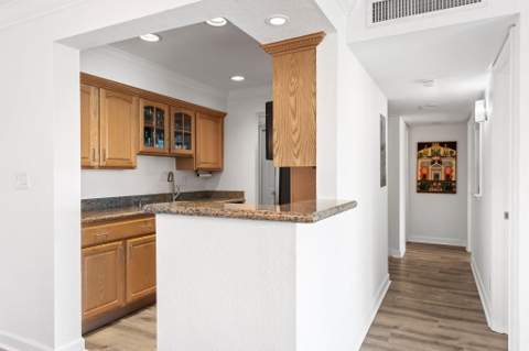 1515 E Broward Boulevard #401, Fort Lauderdale FL - photo 16 of 28