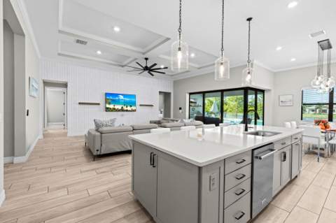 9113 Balsamo Drive, Palm Beach Gardens FL - photo 11 of 51