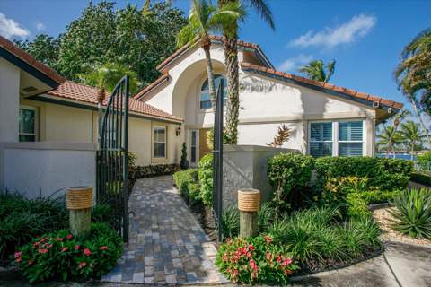 2092 Circle Place Drive, Lake Worth FL - photo 13 of 70