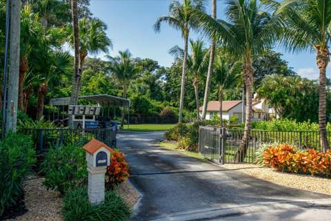 2092 Circle Place Drive, Lake Worth FL - photo 7 of 70