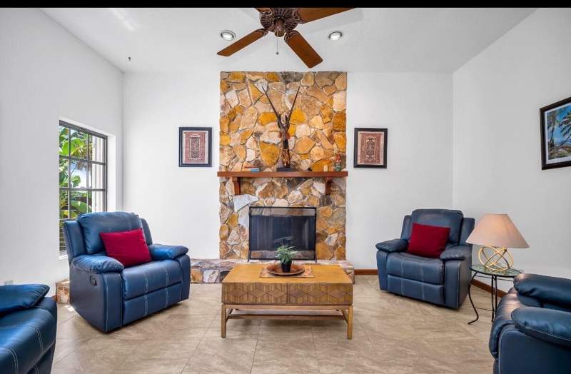 3 bedroom Single Family Residence at 1324 N Lakeside Drive, North Lake Worth, Lake Worth Beach — photo 4