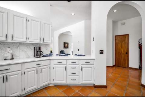 1324 N Lakeside Drive, Lake Worth Beach FL - photo 7 of 49