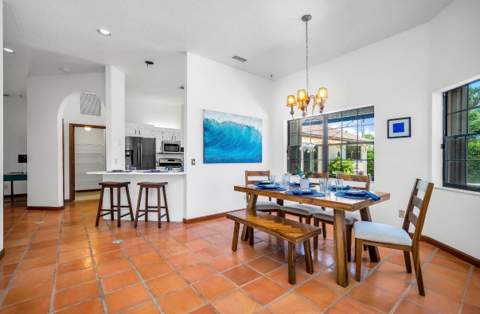 1324 N Lakeside Drive, Lake Worth Beach FL - photo 9 of 49