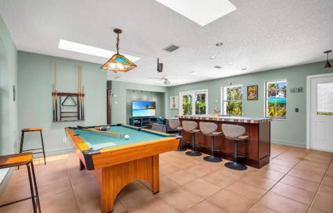 1324 N Lakeside Drive, Lake Worth Beach FL - photo 15 of 49
