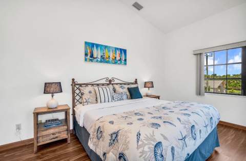 1324 N Lakeside Drive, Lake Worth Beach FL - photo 19 of 49