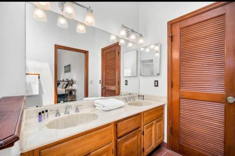 1324 N Lakeside Drive, Lake Worth Beach FL - photo 23 of 49