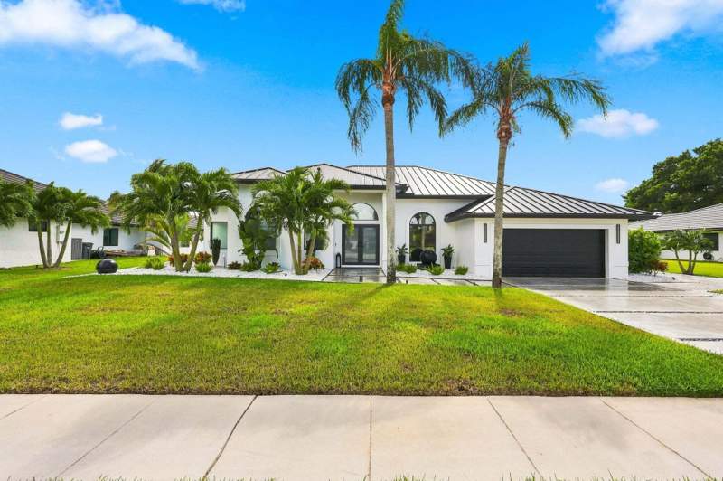 3 bedroom Single Family Residence at 11145 Boca Woods Lane, Boca Woods Country Club 8, Boca Raton — photo 5