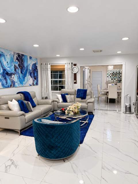 692 Harth Drive, West Palm Beach FL - photo 6 of 17
