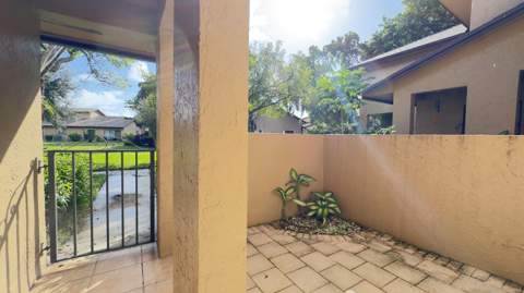 2358 NW 39th Avenue, Coconut Creek FL - photo 19 of 34