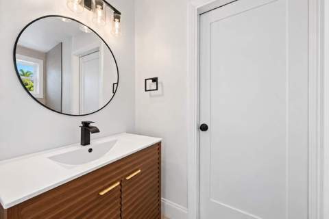 2010 Avenue H, Riviera Beach FL - photo 10 of 14