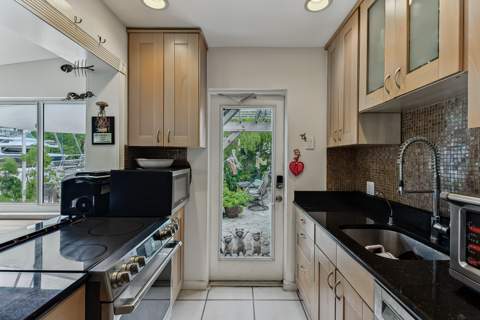 1333 Citrus Isle, Fort Lauderdale FL - photo 16 of 30