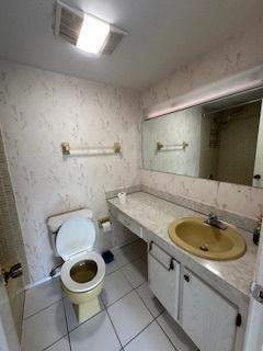 12007 Poinciana Boulevard #205, Royal Palm Beach FL - photo 7 of 39