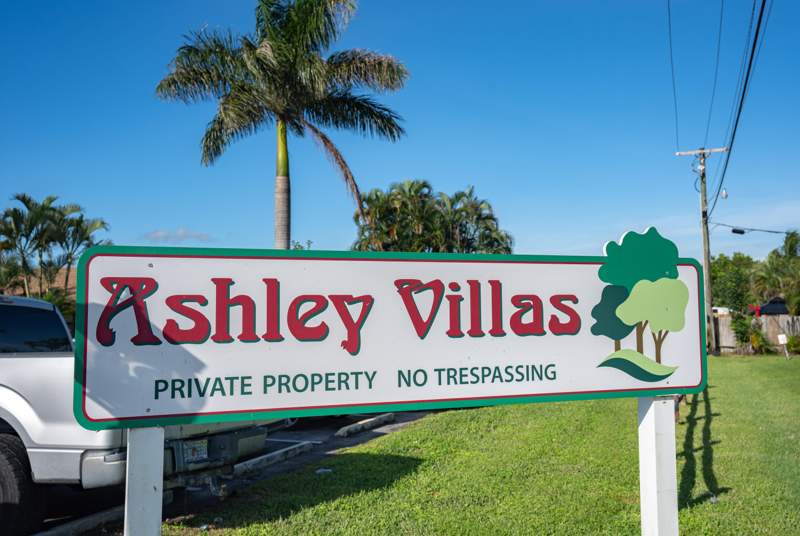 2 bedroom Townhouse at 4259 Royal Banyan Way #B, Selberg Properties K/A Ashley Villas, Lake Worth — photo 2