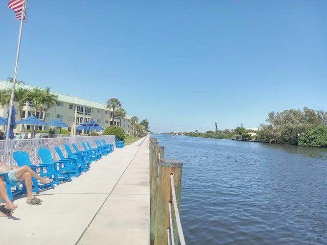 2 bedroom Condominium at 19 Colonial Club Drive #200, Colonial Club Condo Sec 1, Boynton Beach — photo 3