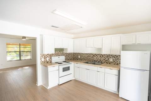 4259 Royal Banyan Way #B, Lake Worth FL - photo 6 of 18