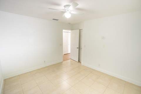 4259 Royal Banyan Way #B, Lake Worth FL - photo 11 of 18