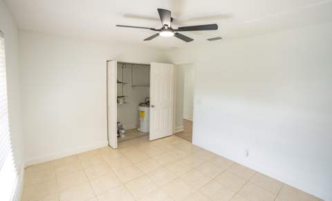 4259 Royal Banyan Way #B, Lake Worth FL - photo 14 of 18