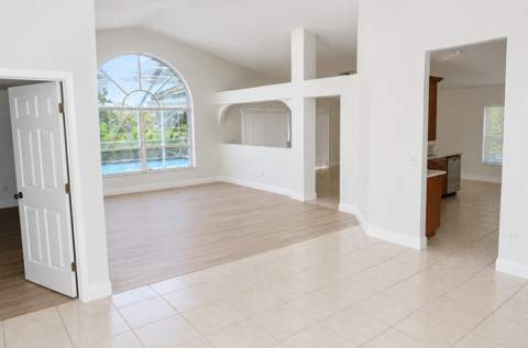 4270 Camrose Lane, West Palm Beach FL - photo 9 of 37