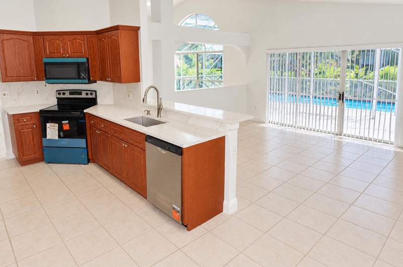 3 bedroom Single Family Residence at 4270 Camrose Lane, Lakeside Green 9, West Palm Beach — photo 5
