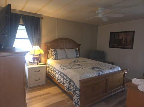 8010 SE Shenandoah Drive, Hobe Sound FL - photo 15 of 23