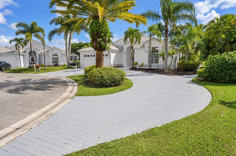 3 bedroom Single Family Residence at 4270 Camrose Lane, Lakeside Green 9, West Palm Beach — photo 3