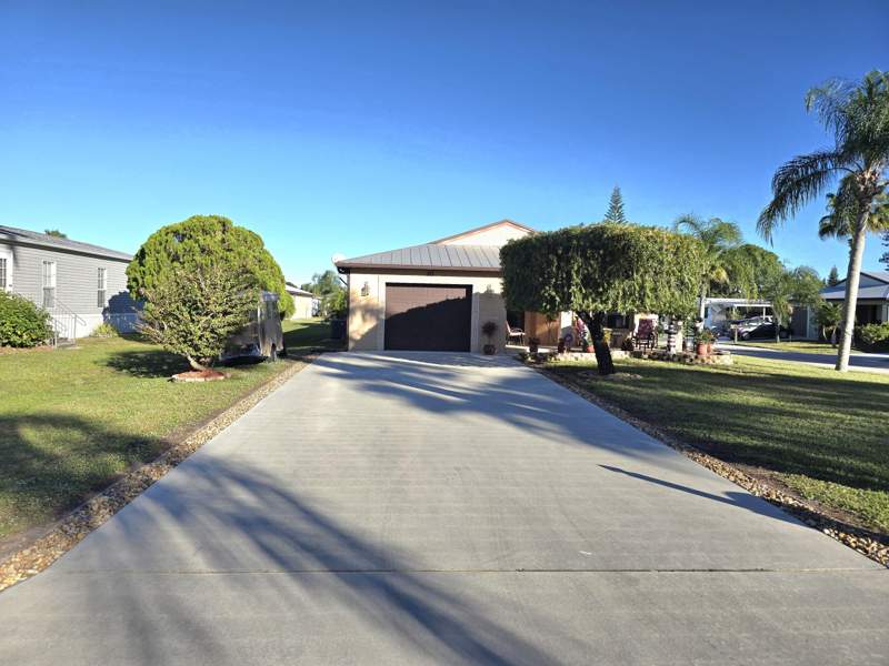 2 bedroom Single Family Residence at 20 Silver Oak Drive, Spanish Lakes One Leasehold Estates, Port St. Lucie — photo 4