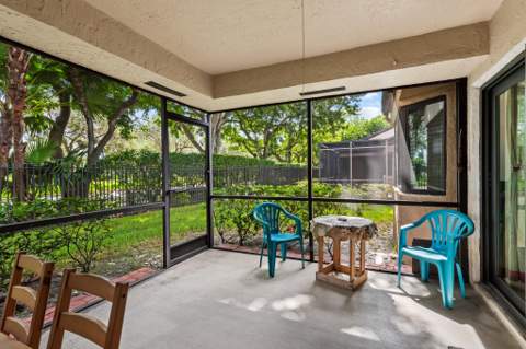 9325 N Chelsea Drive, Plantation FL - photo 15 of 20