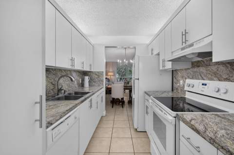 1100 SW 128th Terrace #302U, Pembroke Pines FL - photo 11 of 64