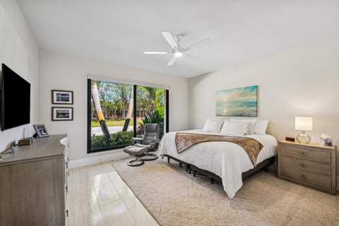 5221 Estates Drive, Delray Beach FL - photo 15 of 52