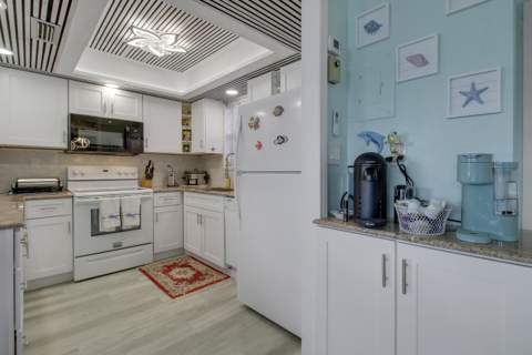 1810 New Palm Way #411, Boynton Beach FL - photo 17 of 40