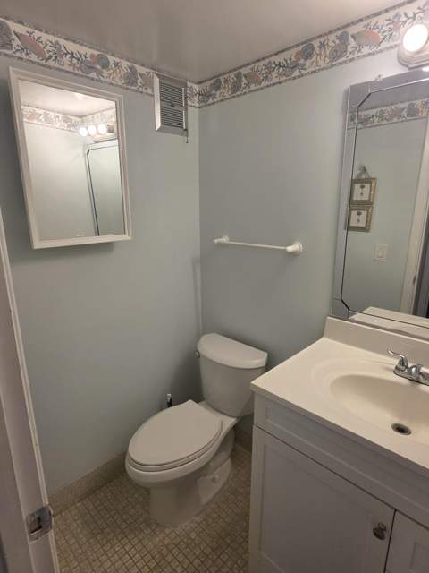 241 Southampton C, West Palm Beach FL - photo 9 of 18