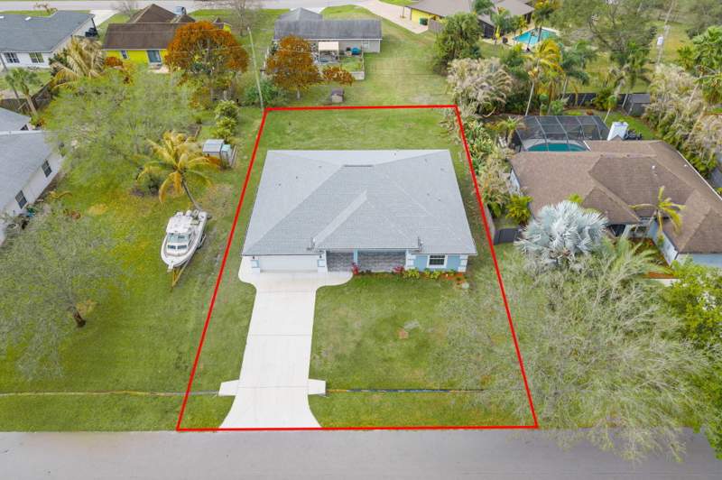 4 bedroom Single Family Residence at 1238 SW Milan Lane, Port St Lucie Section 14, Port St. Lucie — photo 2