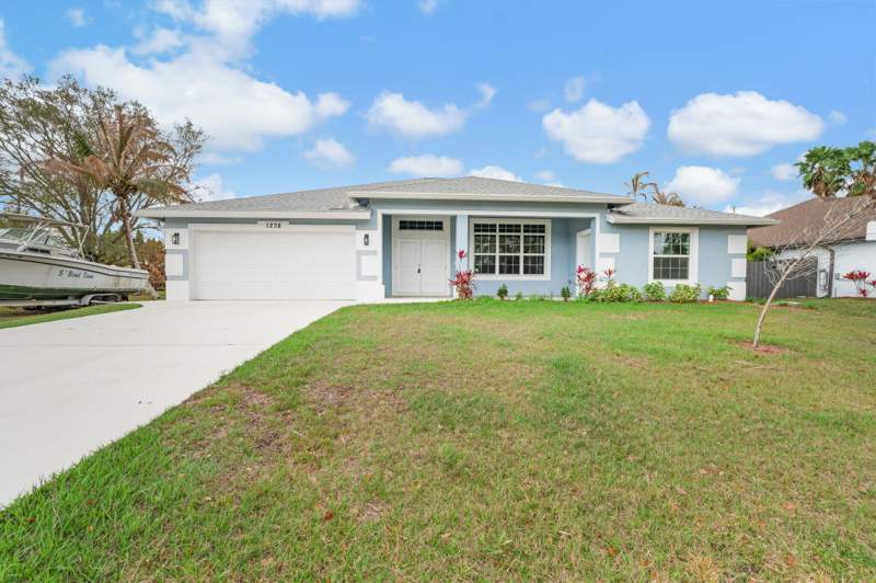 4 bedroom Single Family Residence at 1238 SW Milan Lane, Port St Lucie Section 14, Port St. Lucie — photo 3