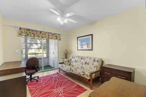 273 Newport Drive, Deerfield Beach FL - photo 18 of 35
