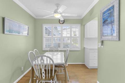 273 Newport Drive, Deerfield Beach FL - photo 7 of 35