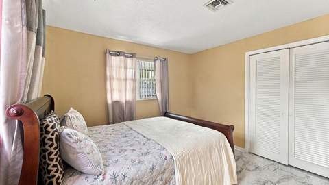 1159 Wynnewood Drive, West Palm Beach FL - photo 13 of 26