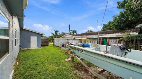 1159 Wynnewood Drive, West Palm Beach FL - photo 22 of 26