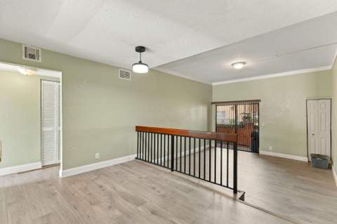 2572 Riverside Drive #413, Coral Springs FL - photo 7 of 33