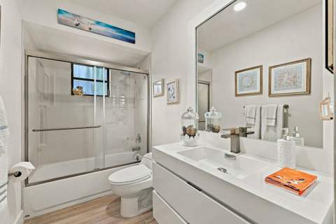10622 Greenbriar Court, Boca Raton FL - photo 14 of 54