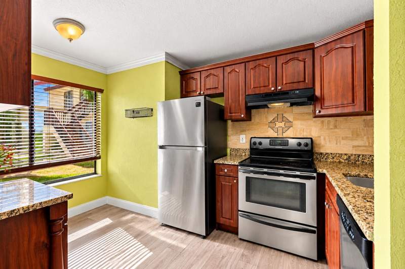 2 bedroom Condominium at 2572 Riverside Drive #413, Coral Pines Villas Condo, Coral Springs — photo 3
