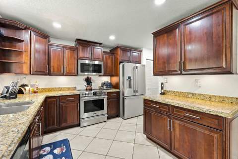 331 NW 107th Avenue, Coral Springs FL - photo 14 of 41