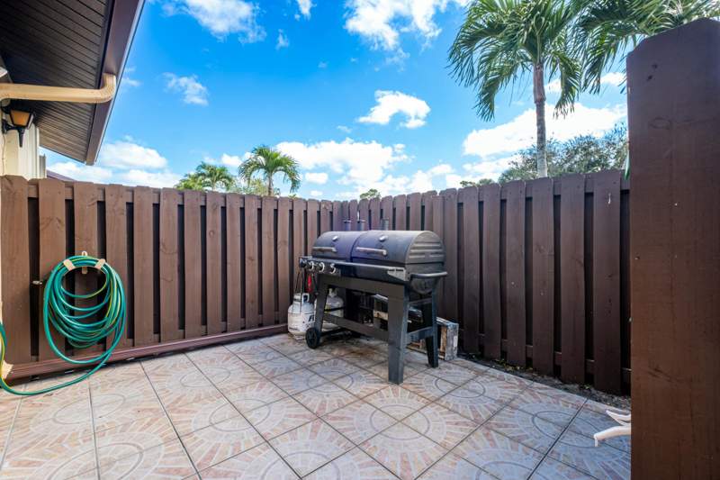 2 bedroom Villa at 816 Sky Pine Way #E, Pine Ridge North Village IV Condo, Greenacres — photo 5
