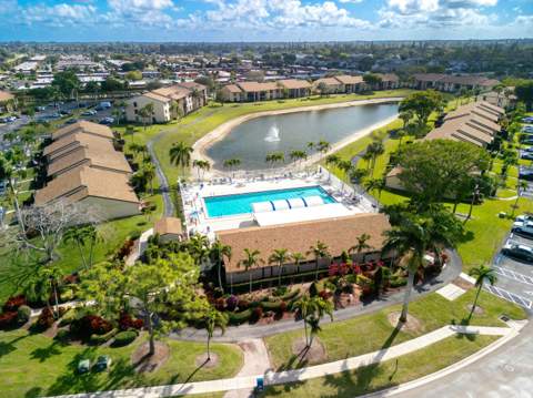816 Sky Pine Way #E, Greenacres FL - photo 22 of 27