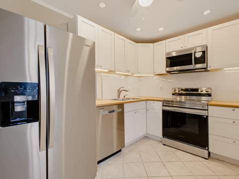 1425 Atlantic Shores Boulevard #307, Hallandale Beach FL - photo 7 of 38